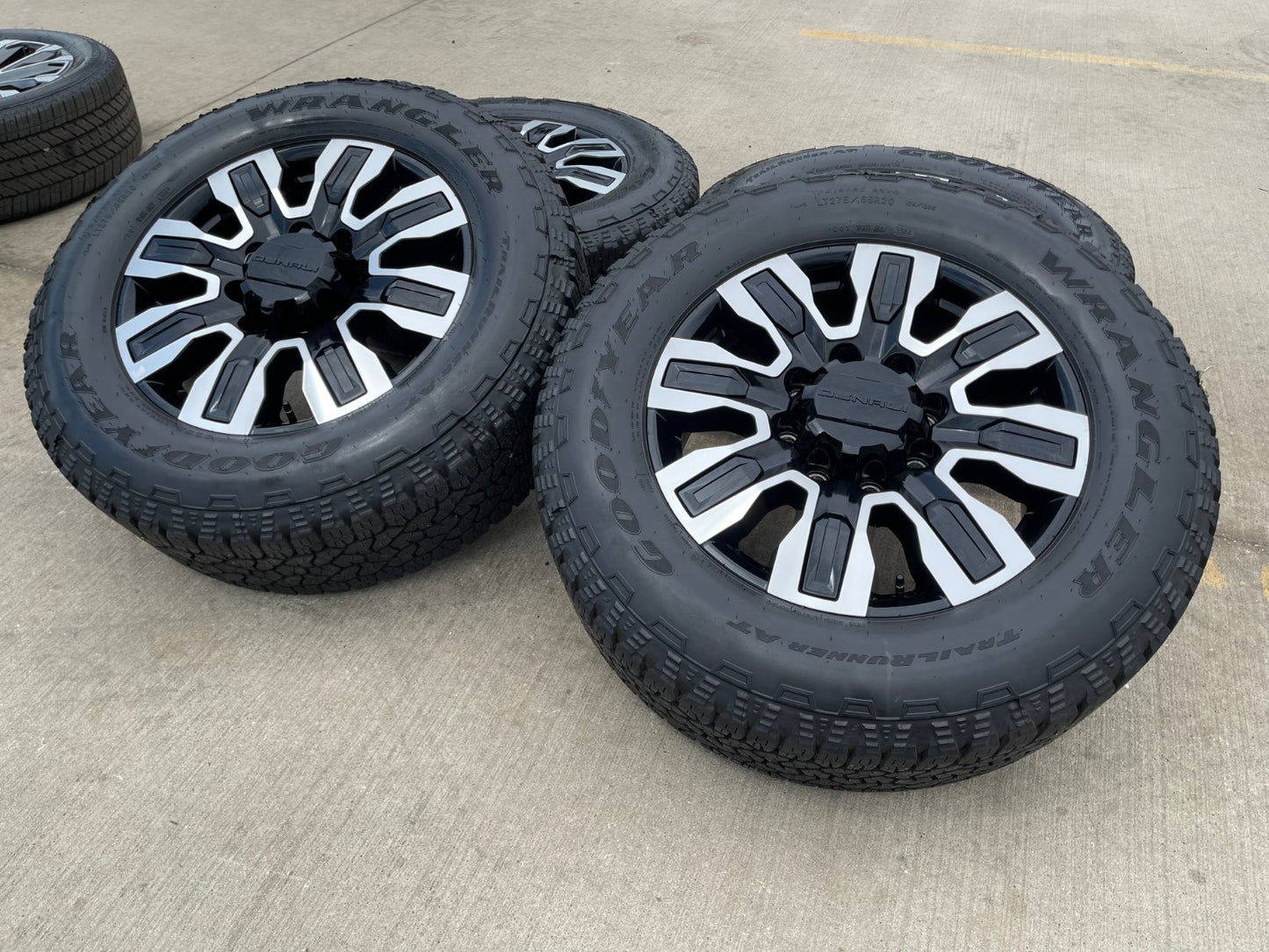 20" GMC Sierra DENALI ULTIMATE 2500 3500 OEM wheels rims 5958 Chevy Silverado