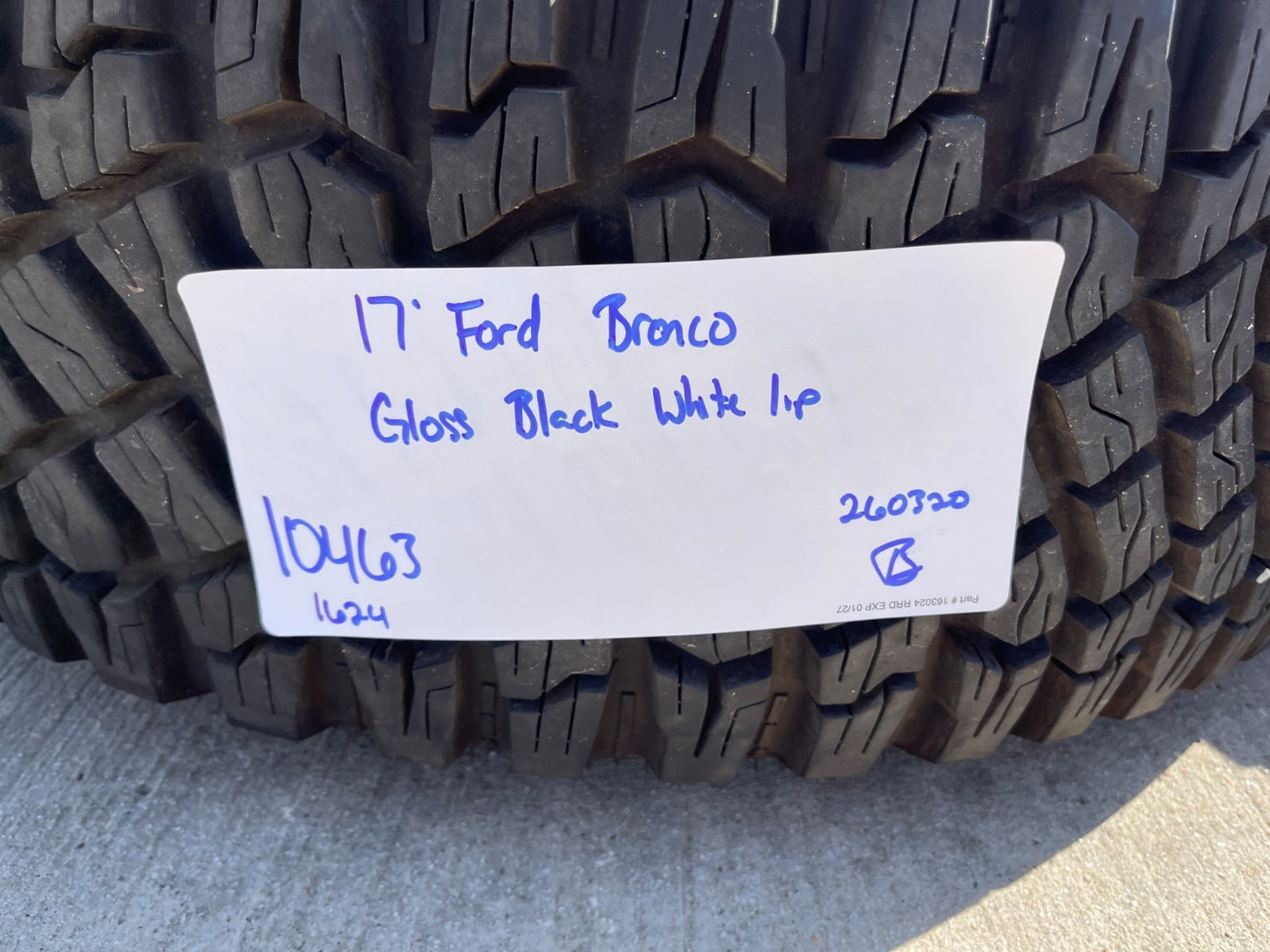 17" Ford Bronco HERITAGE Edition wheels rims white 2025 2026 GOODYEAR 35"