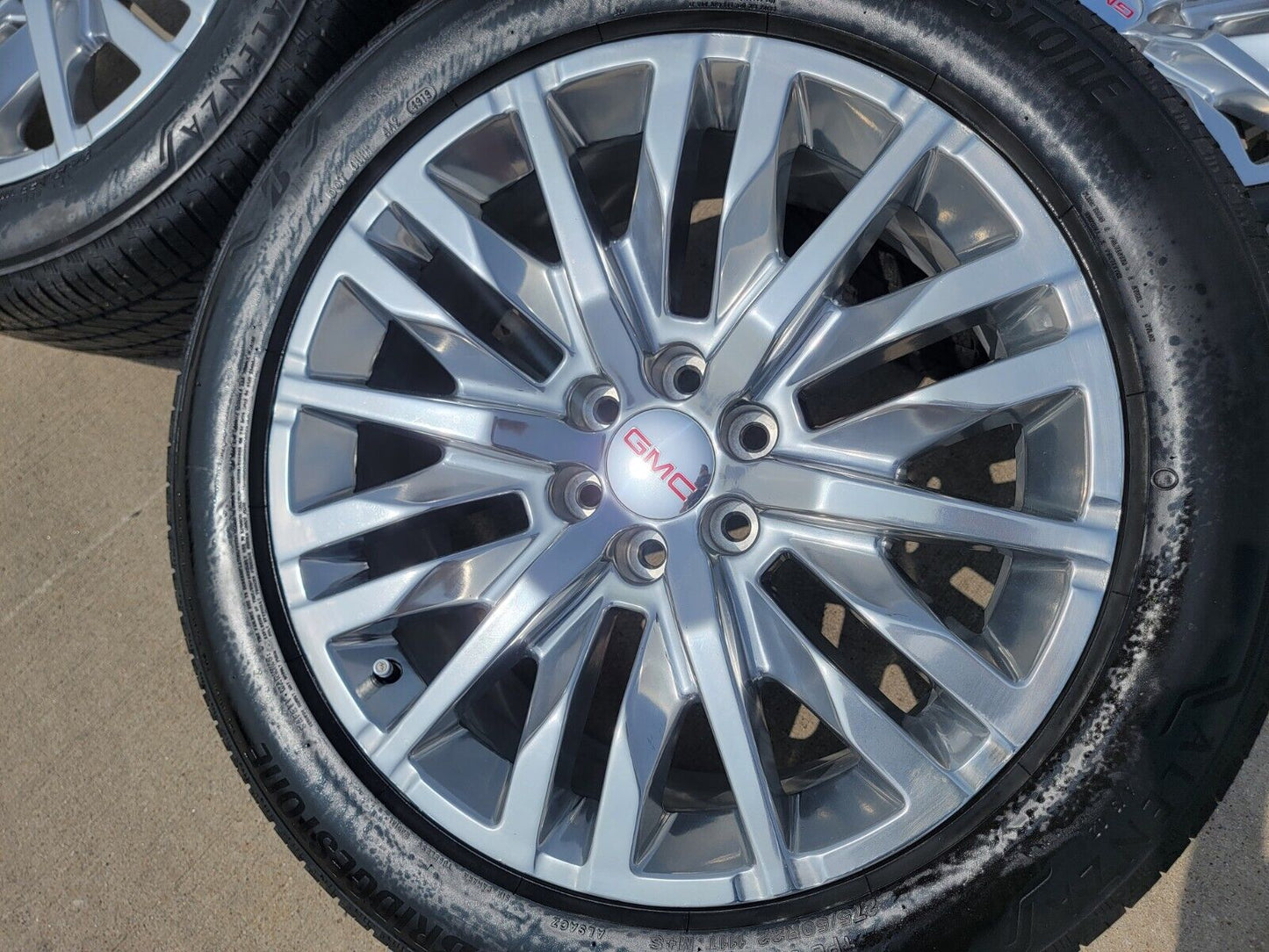 22" GMC Sierra Yukon DENALI Silverado OEM 5921 wheels rims 2021 2022 2023 2024