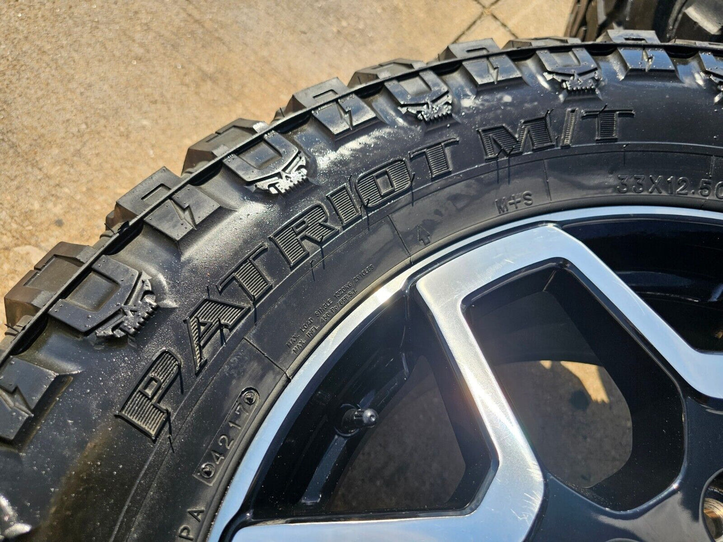 18" Ford Ranger Bronco wheels rims 95213 6x139 tires 2022 2023 2024 2025 33"