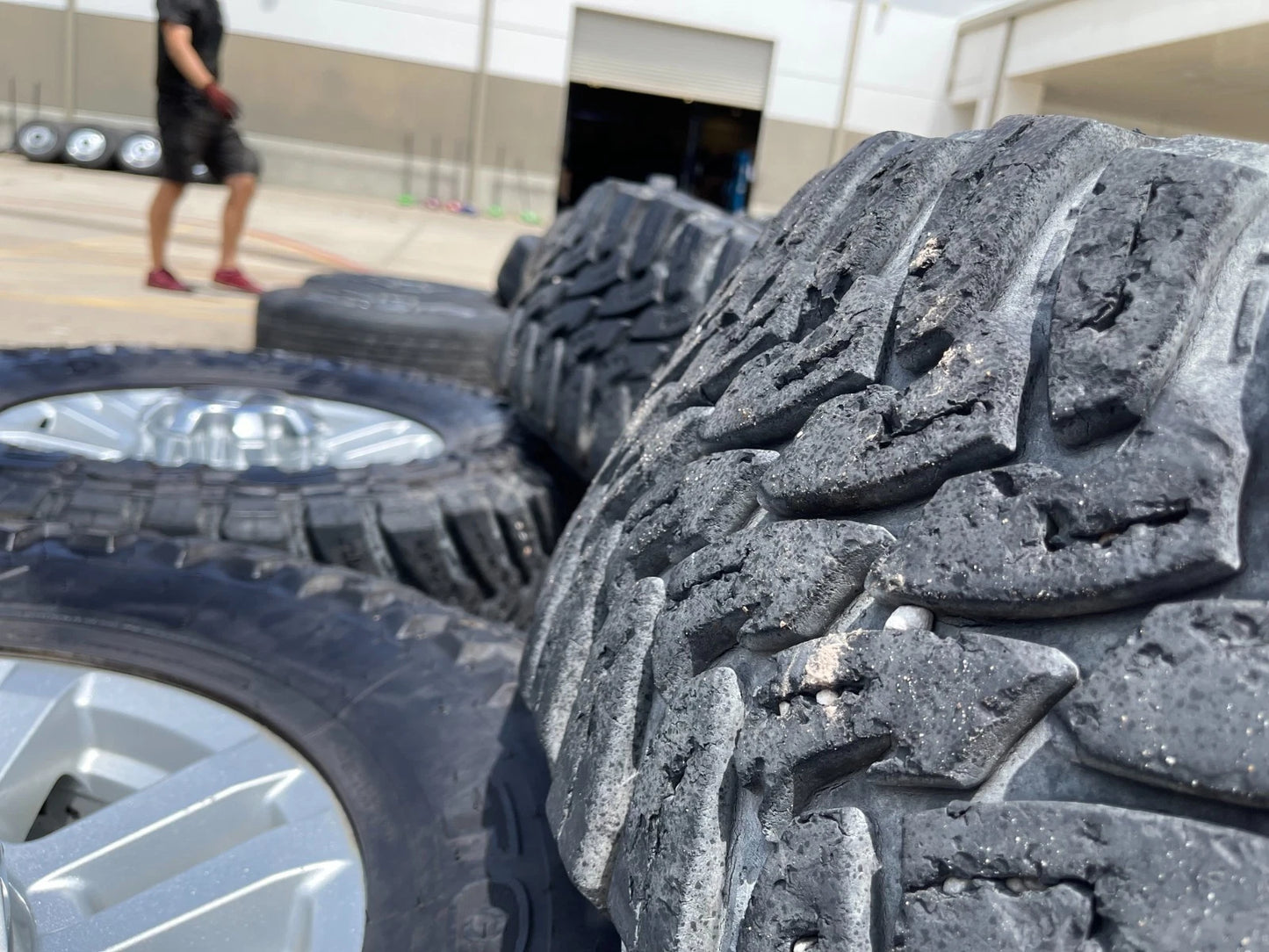 18" Ford F-250 F-350 OEM 10098 rims wheels tires TOYO 35"