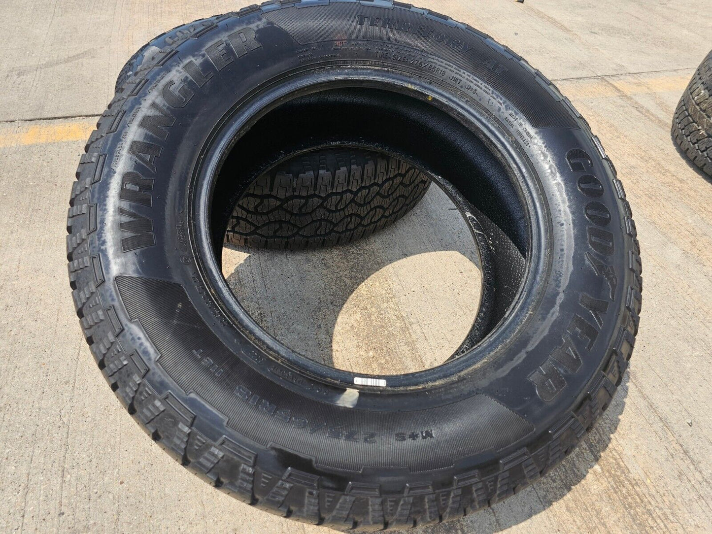 (1) 275/65/18 Goodyear Wrangler Territory A/T tire NEW