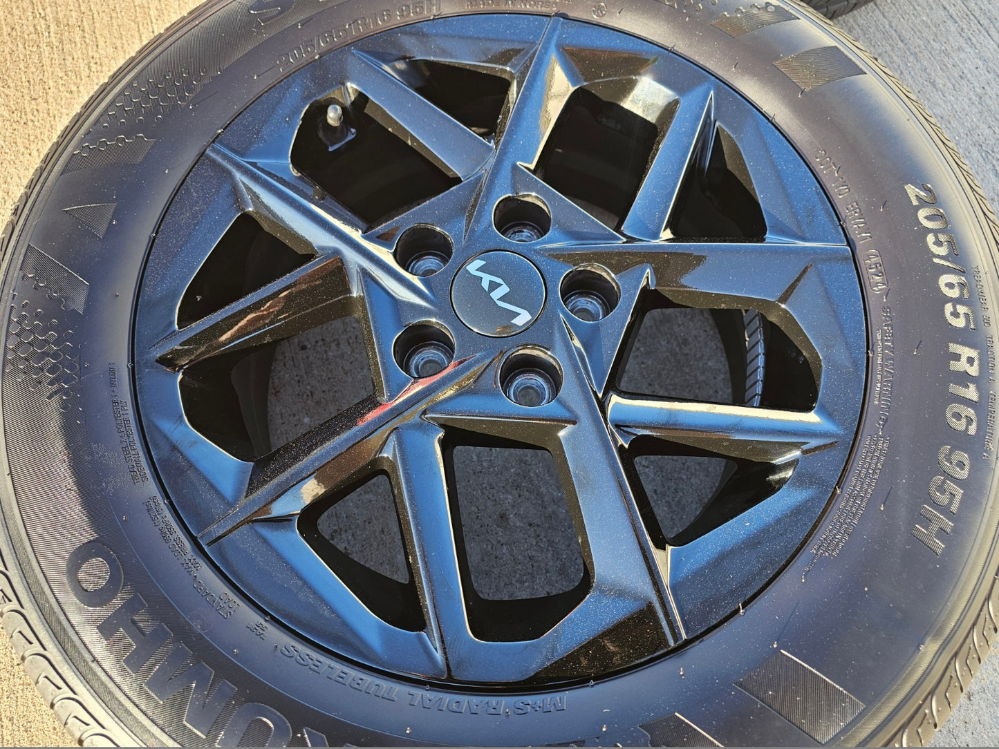 16" Kia K4 K5 OEM wheel rim tire Stinger Forte Optima 2023 2024 2025 2026 NEW