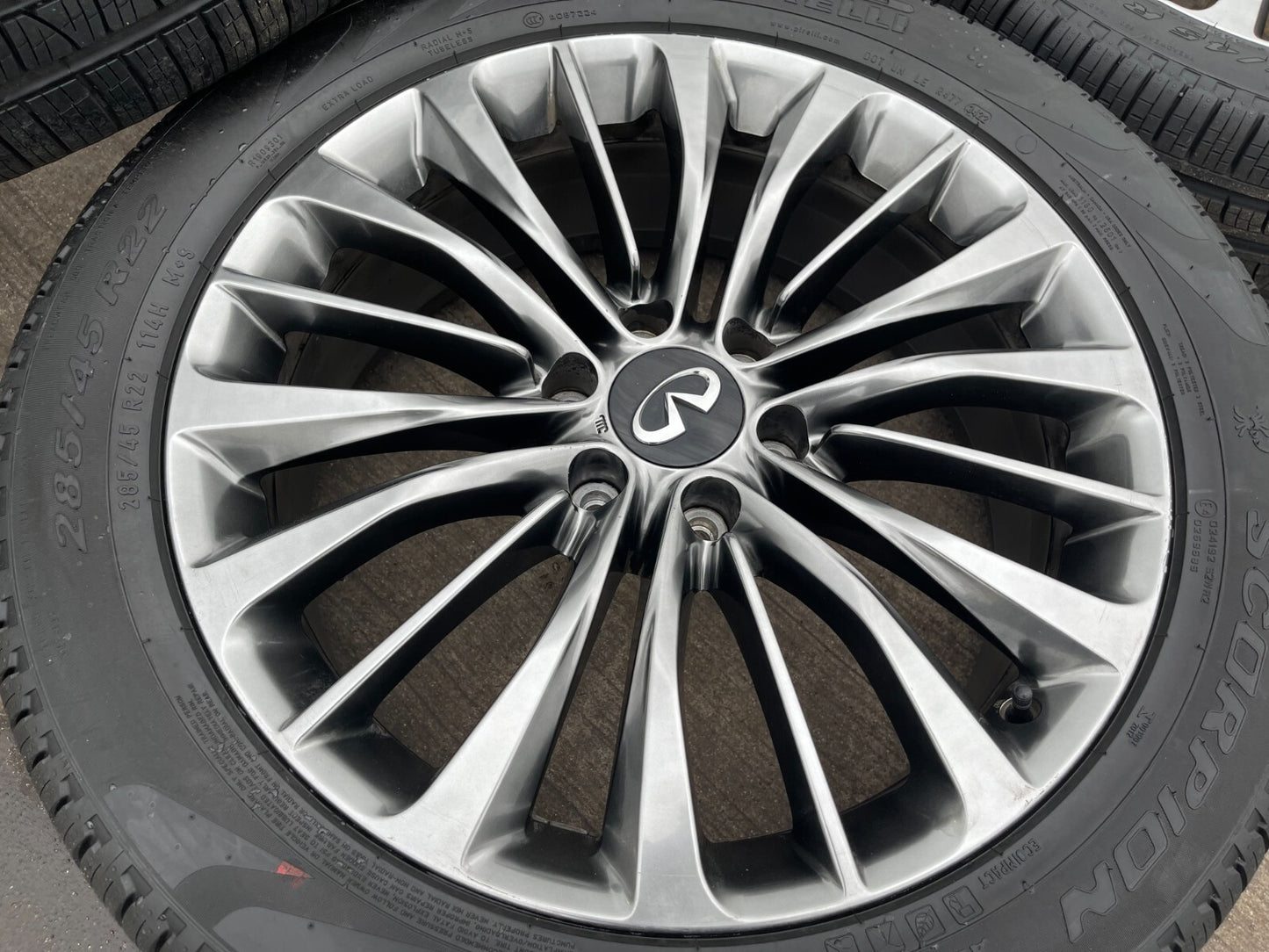 22" Infiniti QX80 QX56 Nissan Titan OEM wheels rims 73807 tires NEW