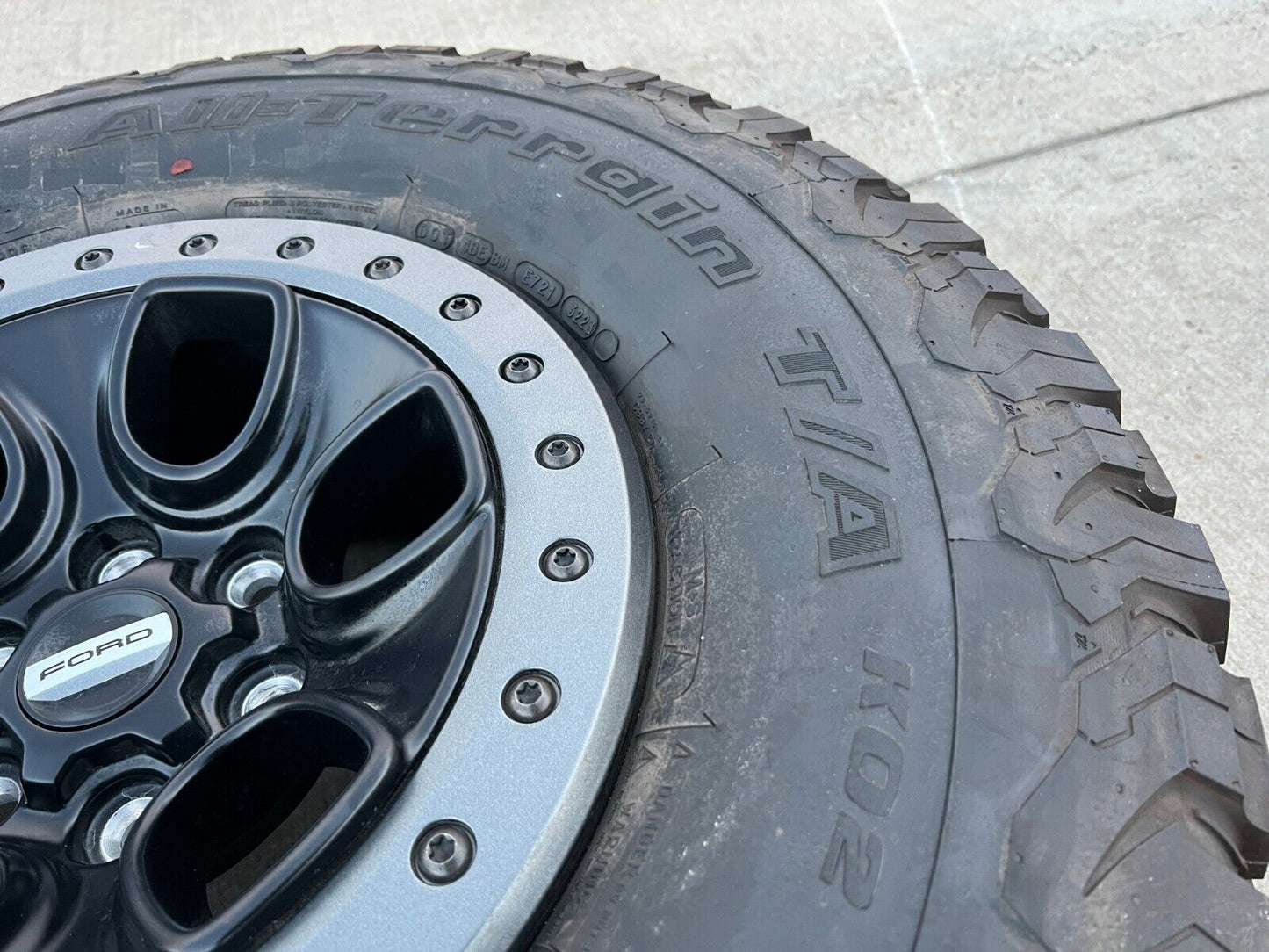 17" Ford F-150 Raptor OEM BEADLOCK 10459 95210 rim wheel BFG 2022 2023 2024 NEW