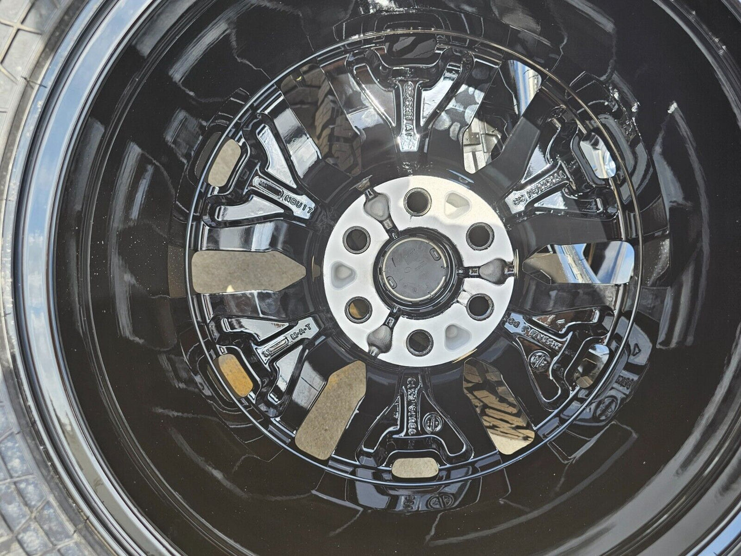 17" Nissan Frontier OEM Desert Runner 62832 wheels rims tires 2023 2024 2025 NEW