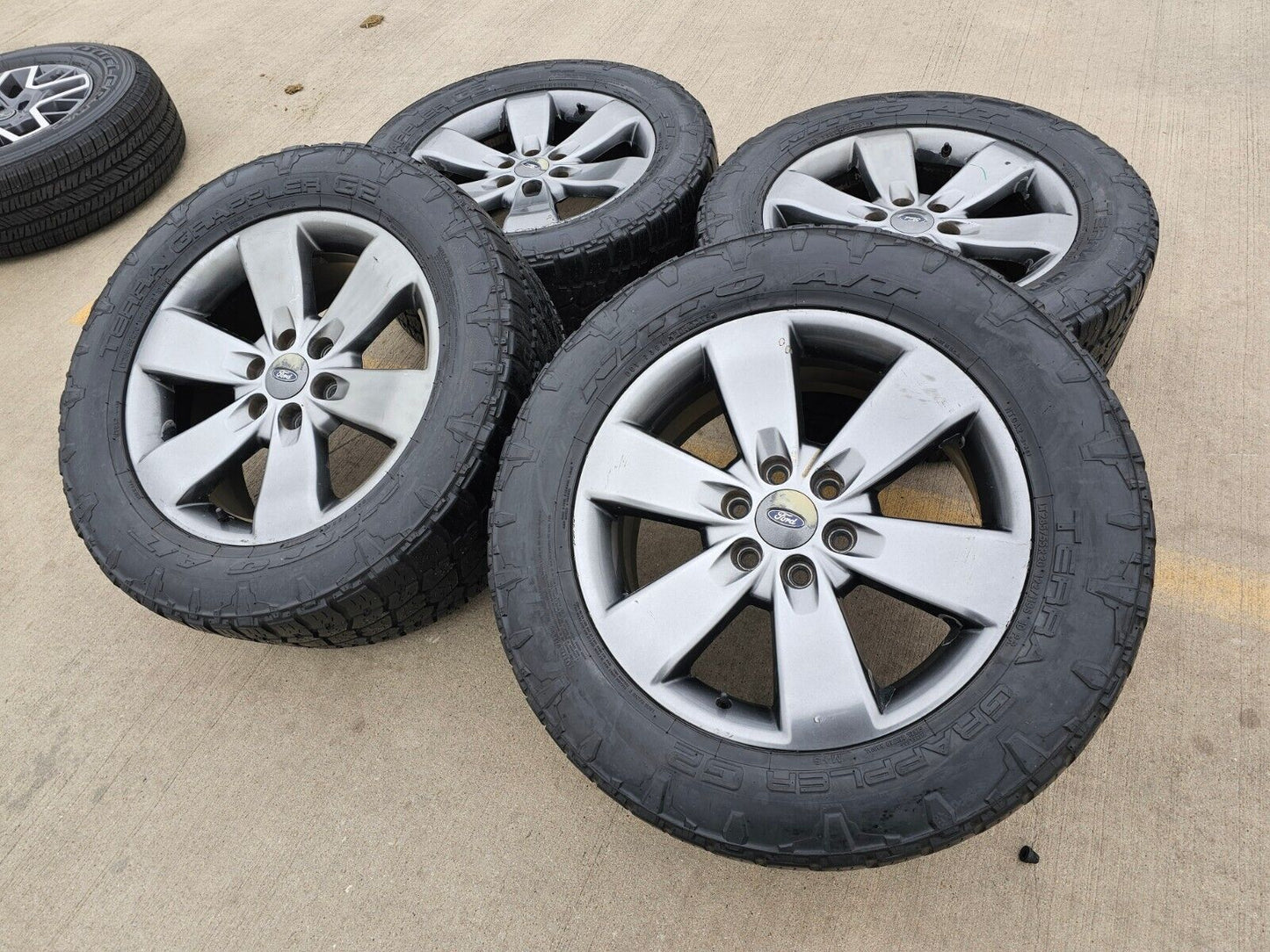 20" Ford Expedition F-150 OEM gray wheels rims 3833 3896 tires NITTO