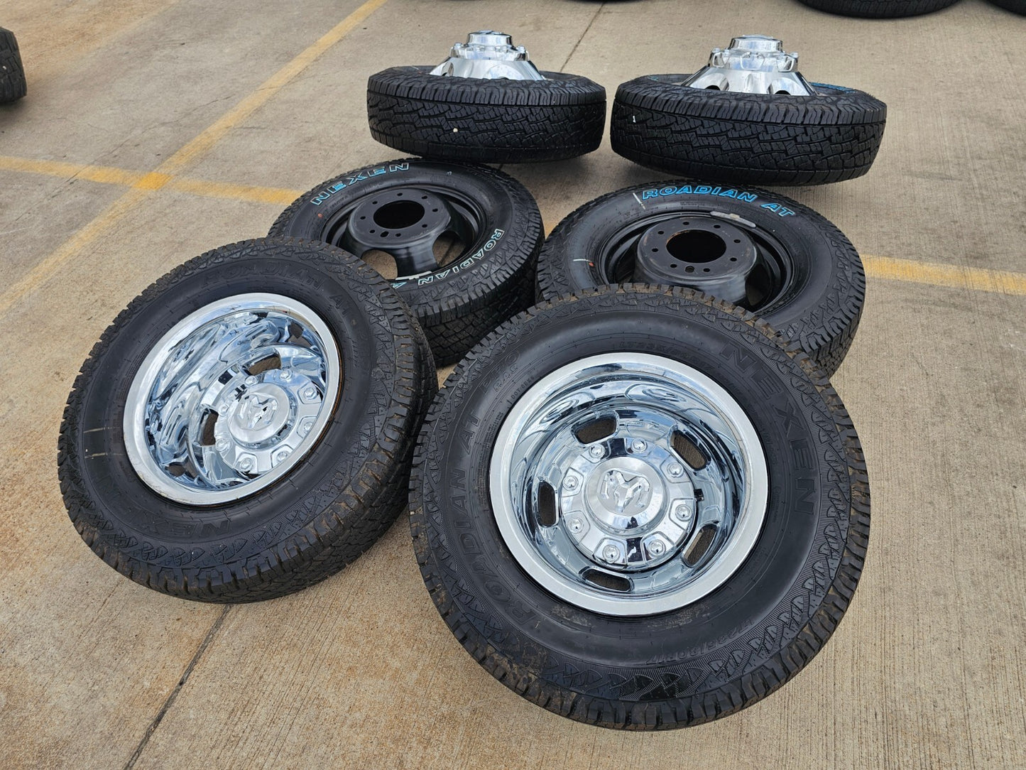 17" Dodge Ram 3500 Dually 8x200 wheels rims 2703 2704 OEM 2024 2025 NEW A/T