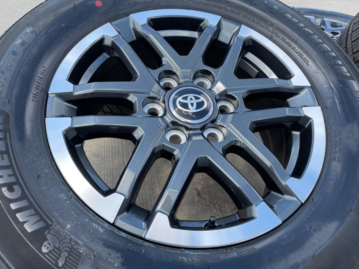18" Toyota Tacoma 4Runner LIMITED OEM wheels rims tires 2024 2025 2026 NEW