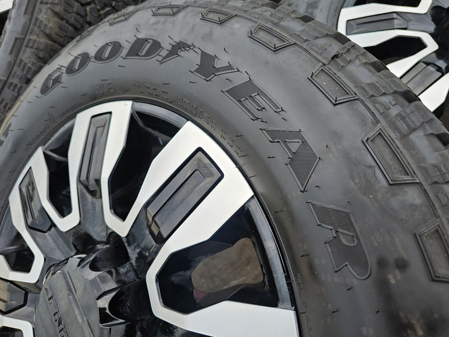 20" GMC Sierra DENALI ULTIMATE 2500 3500 OEM wheels rims 5958 Chevy