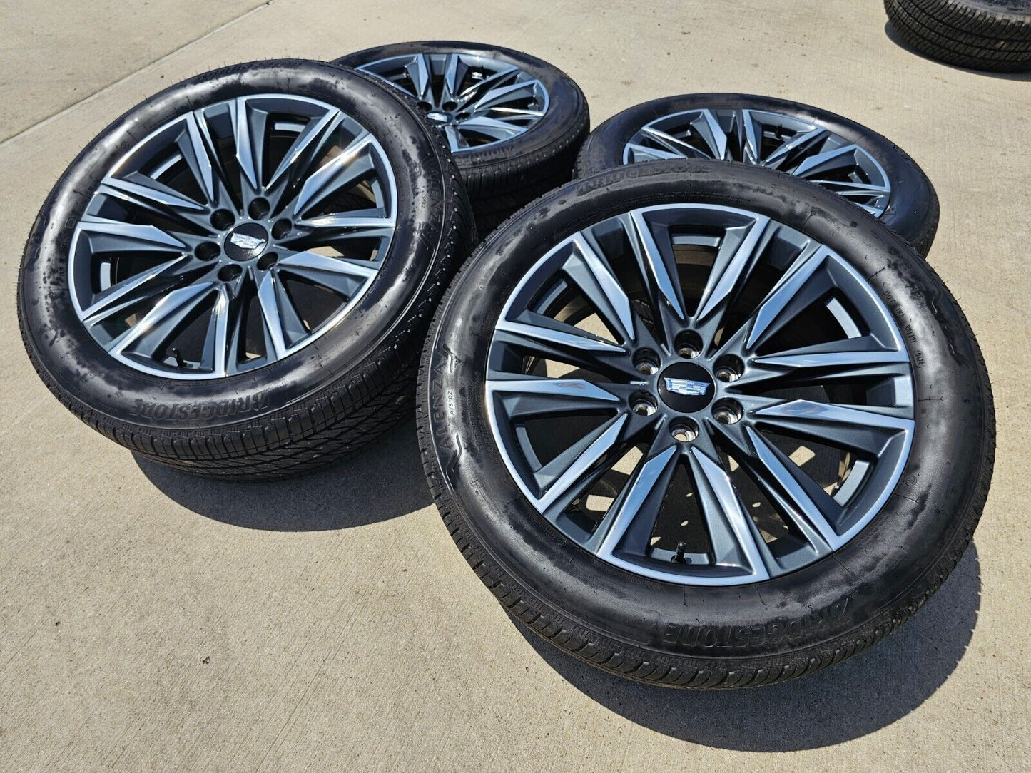 22" Cadillac Escalade OEM wheel rim 95028 tire spare 2022 2023 2024 2025 NEW