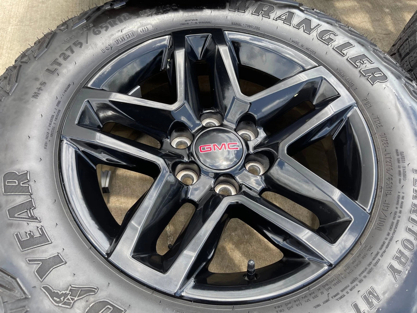 18" Chevy Silverado Tahoe Z71 ZR2 OEM 5911 wheels rims 2023 2024 2025 2026