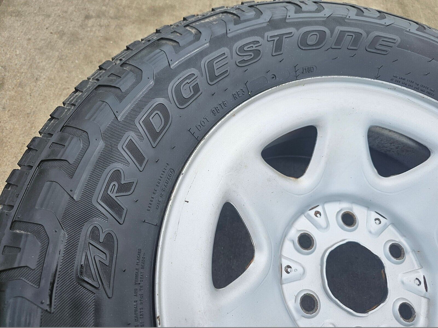 17" Chevy Silverado 1500 Tahoe Sierra OEM 5659 5655 wheel rim tire