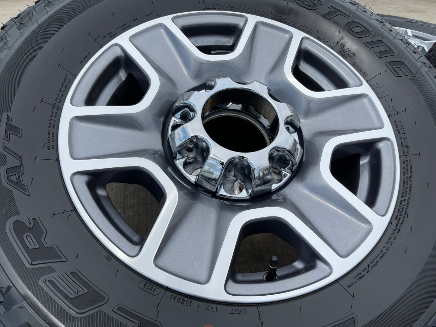 18" Ford F-250 F-350 Lariat FX-4 OEM gray wheels 10298 tires 2024 2025 2026 NEW