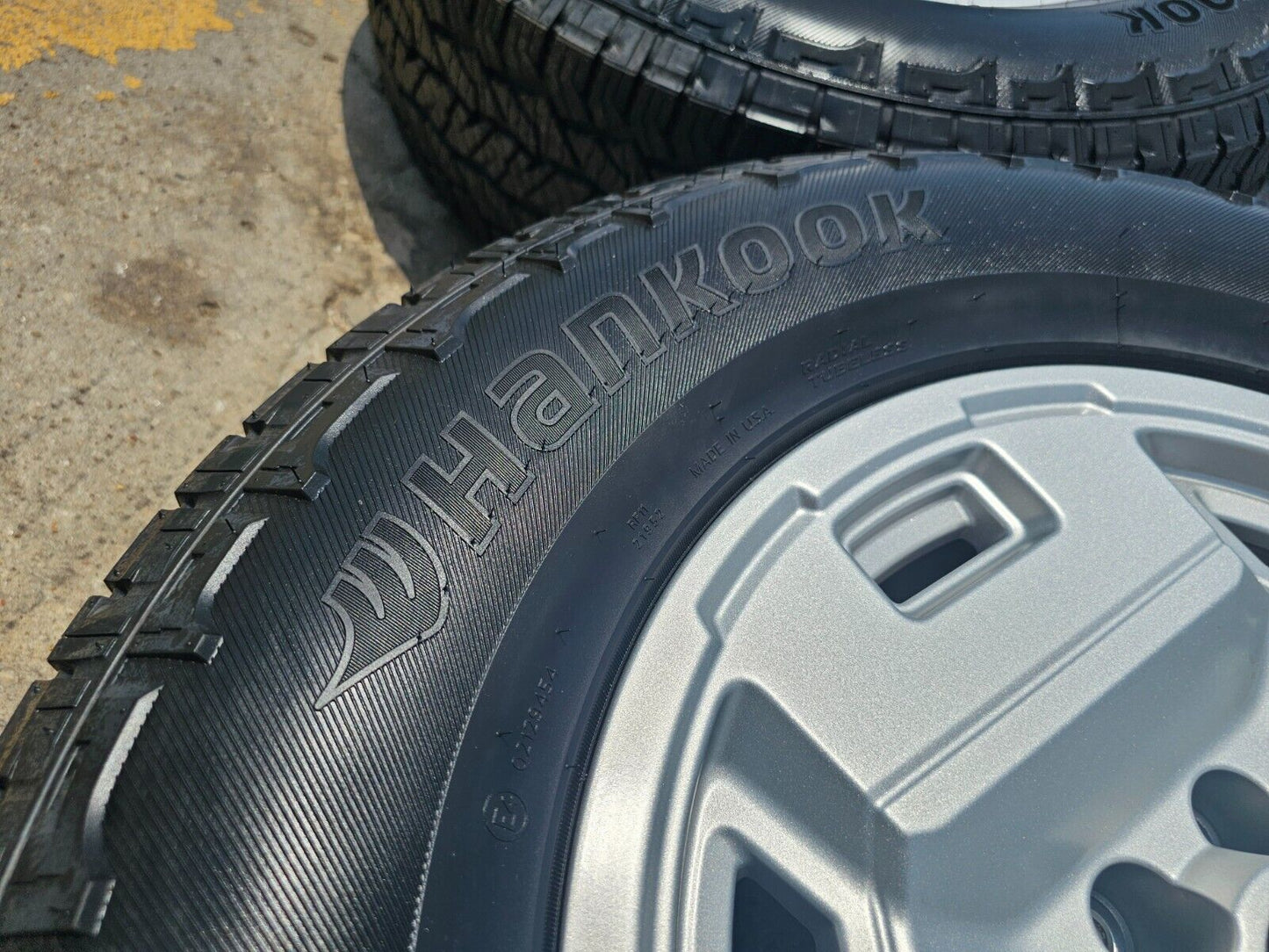 17" Nissan Frontier OEM Retro Hardbody Edition 62783 wheels rims 2024 2025 NEW