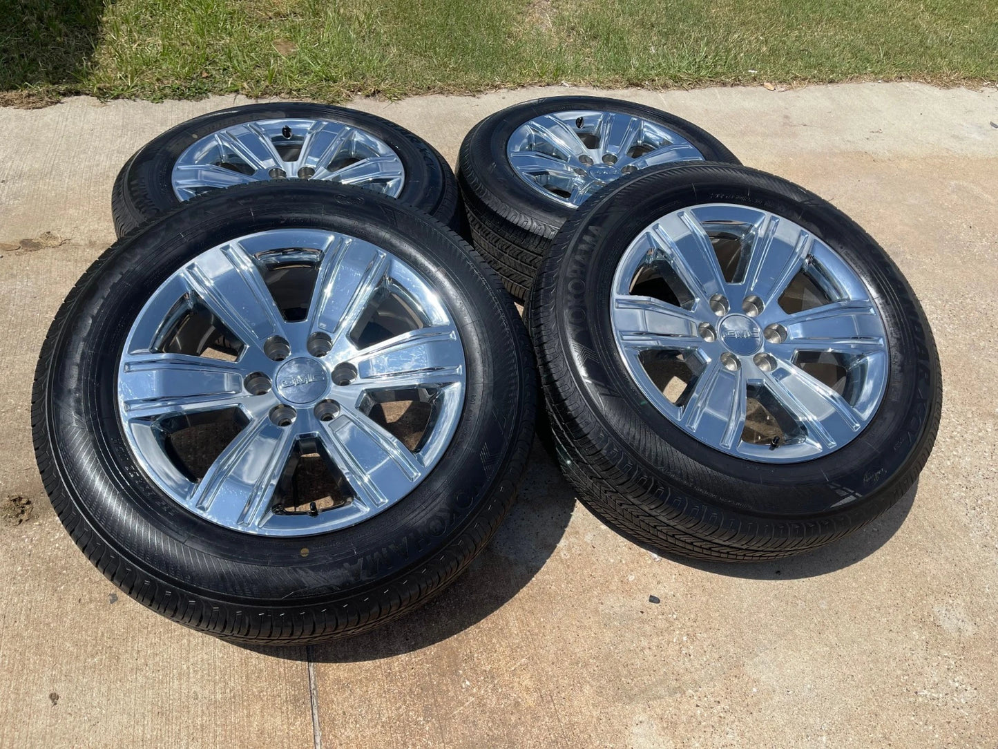 20" GMC Sierra Yukon DENALI OEM wheels rims 5752 chrome tires