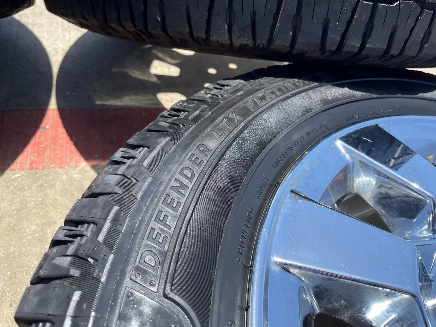 20" GMC Sierra 2500 3500 DENALI OEM 5704 wheels rims tires MICHELIN