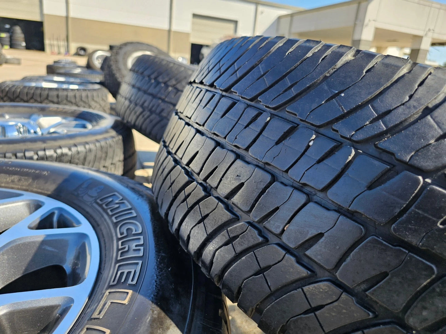 20" Ford F-250 F-350 OEM King Ranch Lariat wheels rims 10292 10293 tires