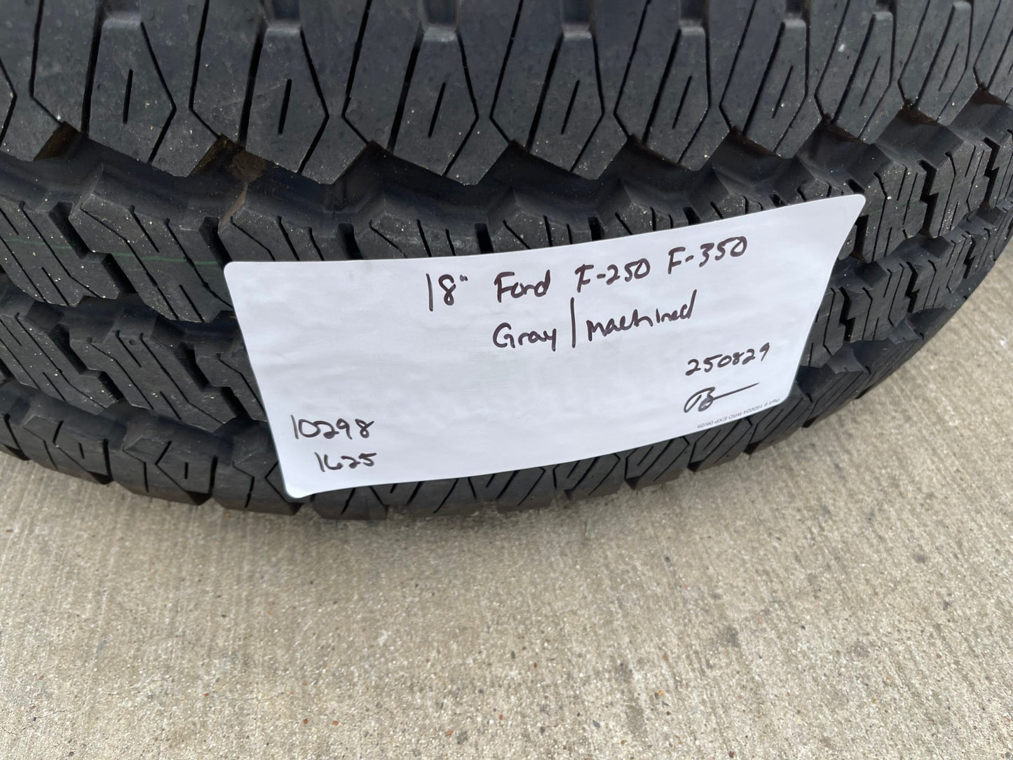 18" Ford F-250 F-350 Lariat FX-4 OEM gray wheels 10298 tires 2024 2025 2026 NEW