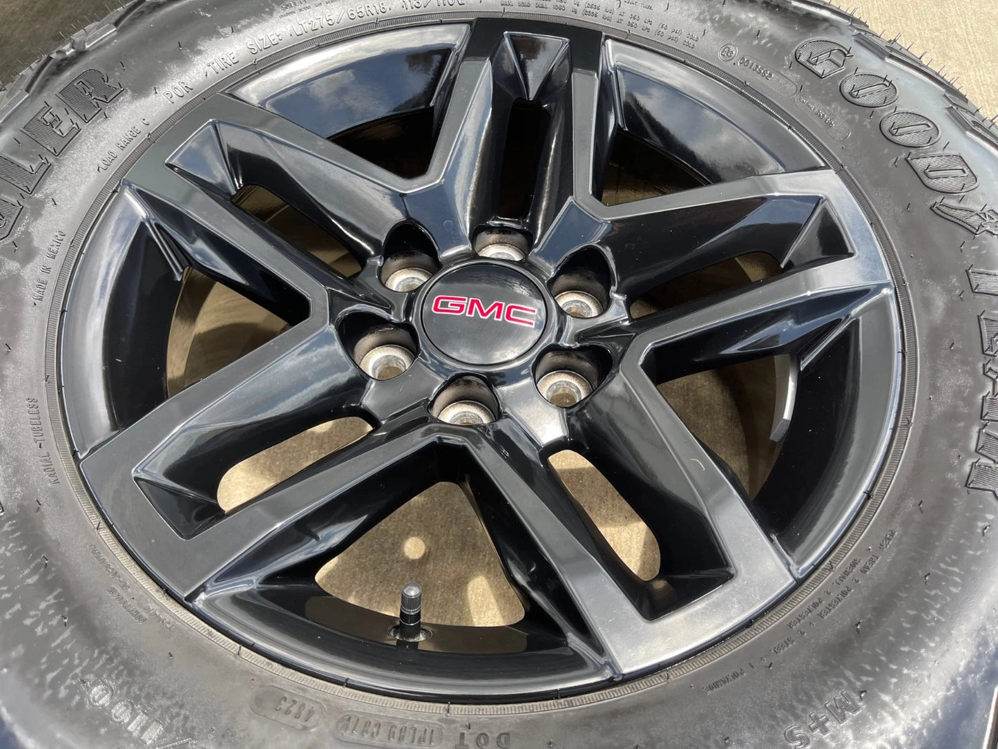 18" Chevy Silverado Tahoe Z71 ZR2 OEM 5911 wheels rims 2023 2024 2025 2026