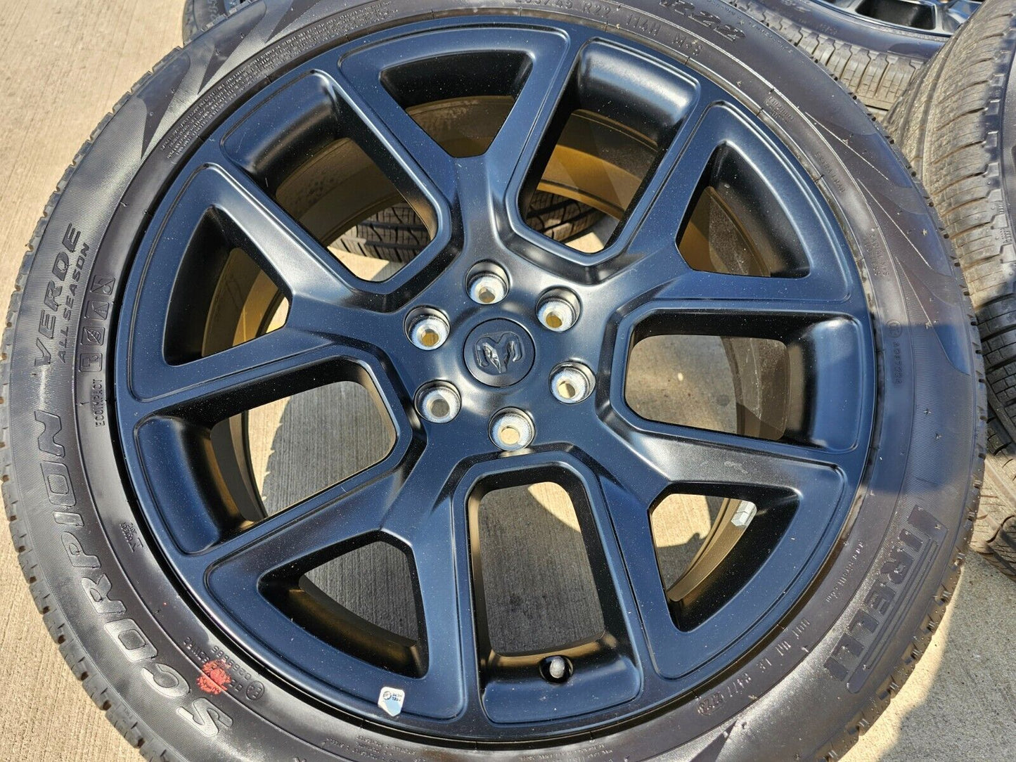 22" Dodge Ram 1500 OEM LIMITED Laramie wheels rims black 2725 2684 2024 2025 NEW