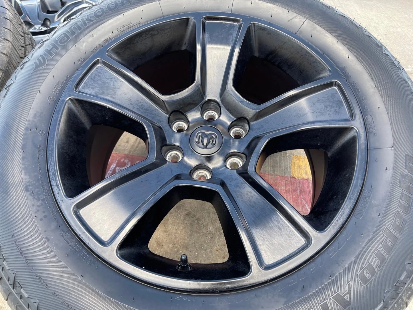 20" Dodge Ram 1500 OEM LIMITED Black 2676 2723 wheels rims NEW HANKOOK A/T2