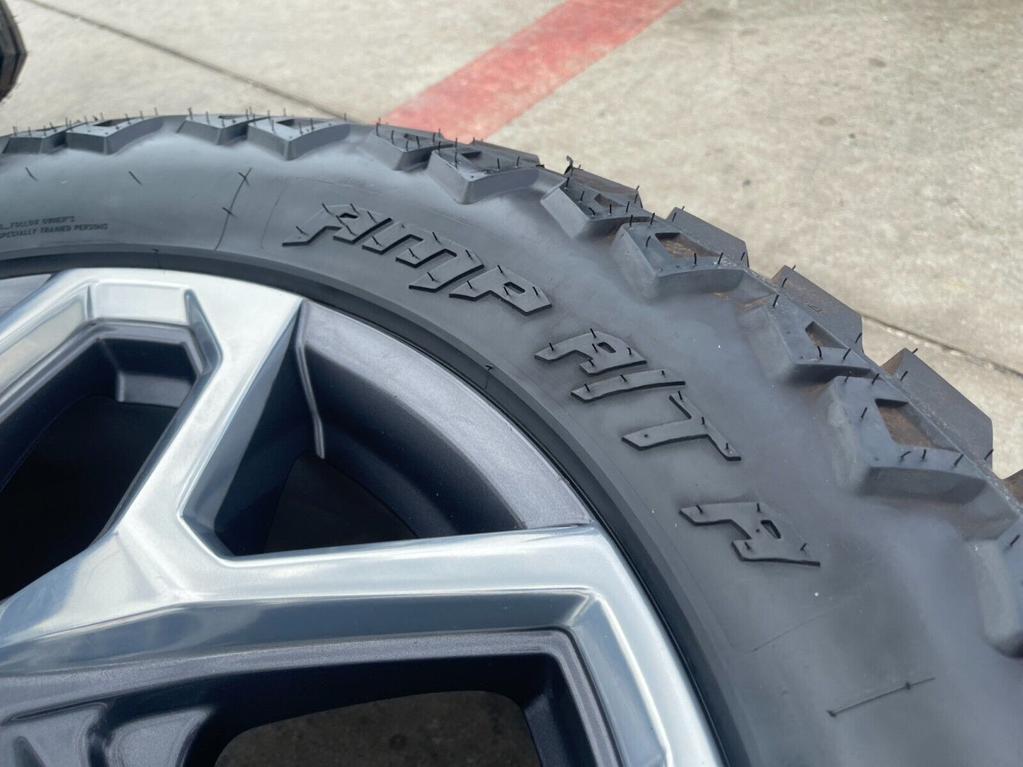 20" GMC Sierra Yukon AT4 Tahoe Silverado OEM wheels rims tires 2022 2023 2024