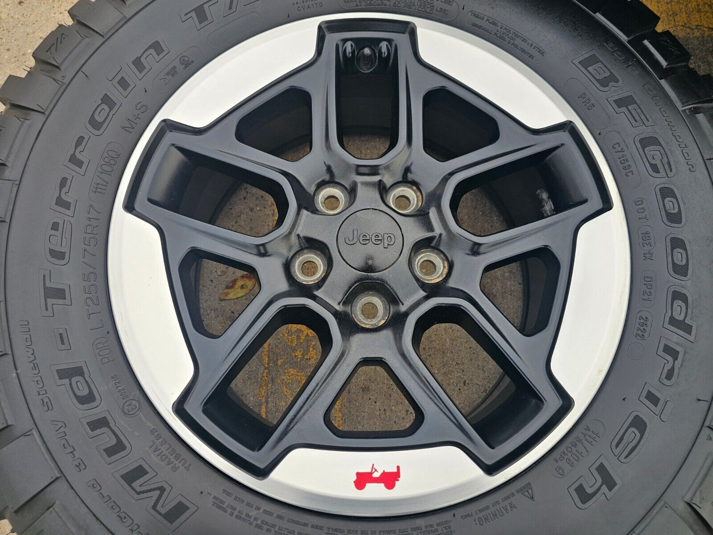 17" Jeep Wrangler Rubicon OEM Black wheels rims Gladiator 9219 tires