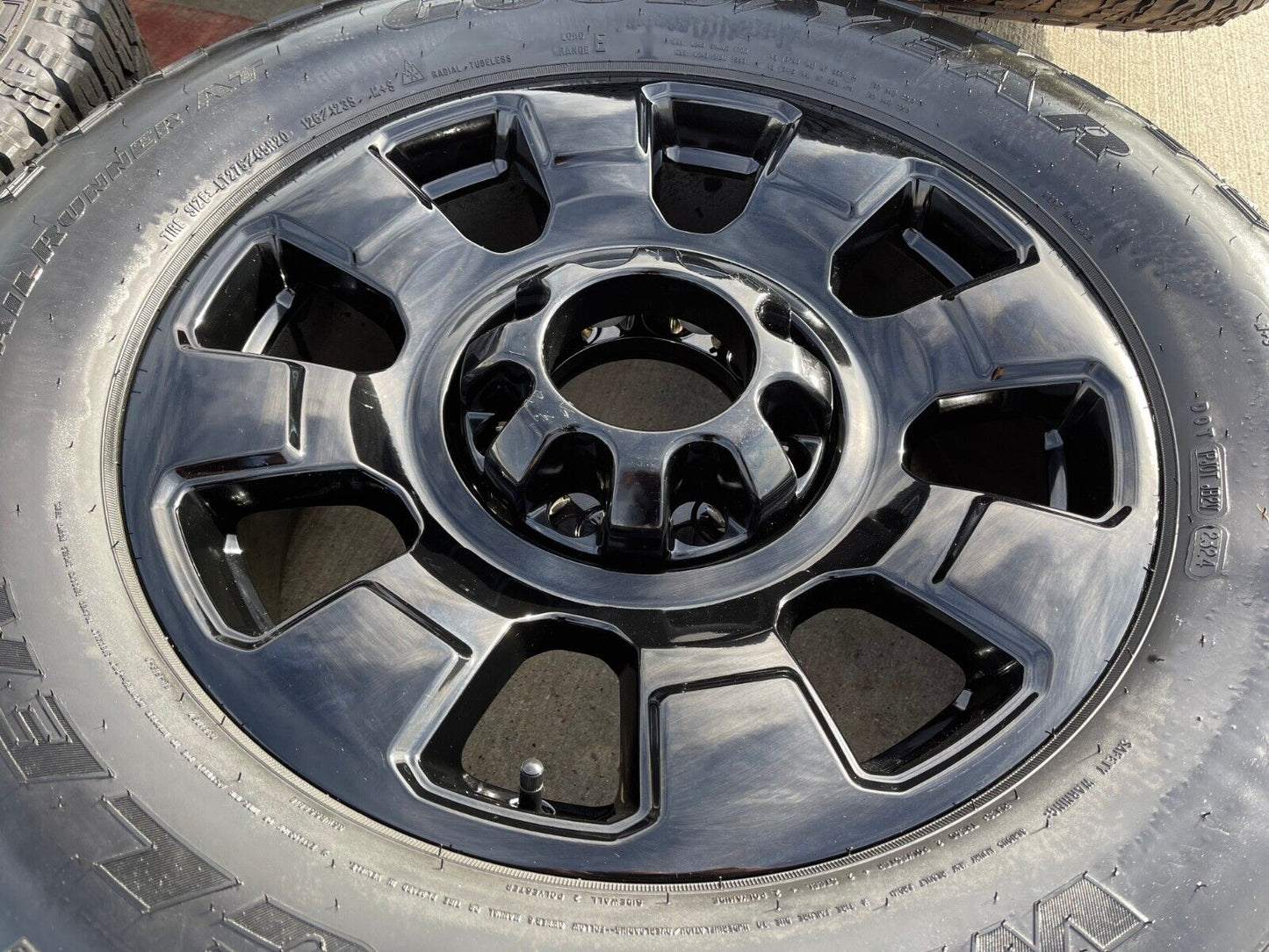 20" Ford F-250 F-350 OEM black Tremor 10295 wheels rims 2024 2025 NEW