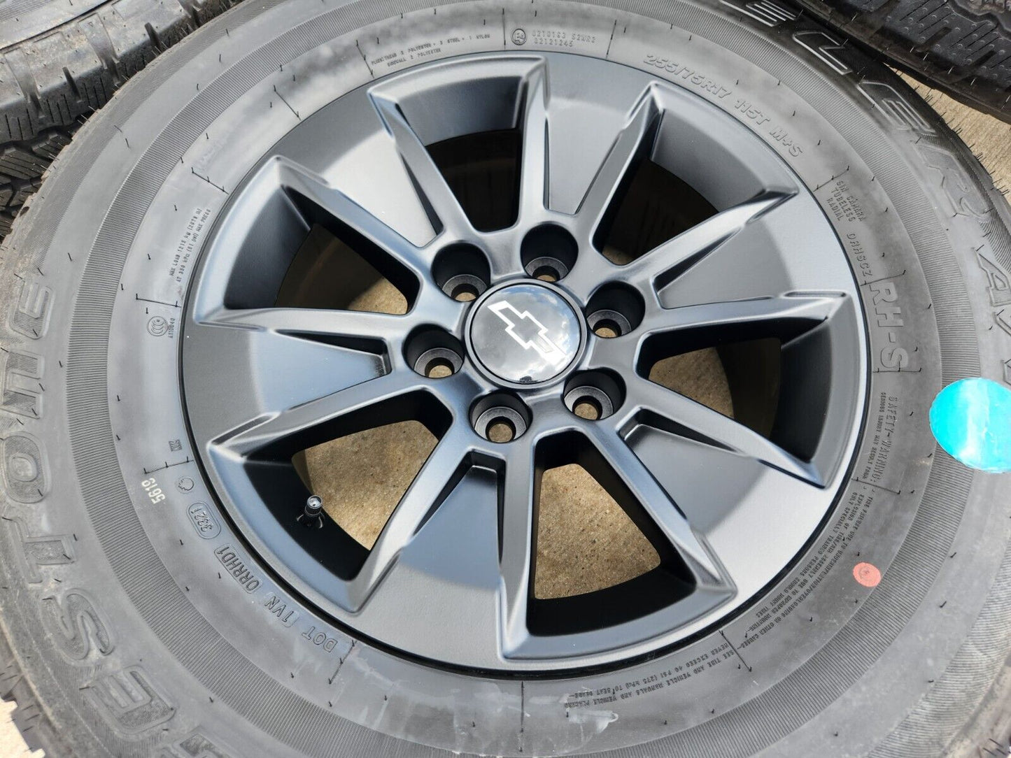 17" Chevy Silverado OEM wheels rims tires 5908 GMC Sierra Yukon black 2025 NEW