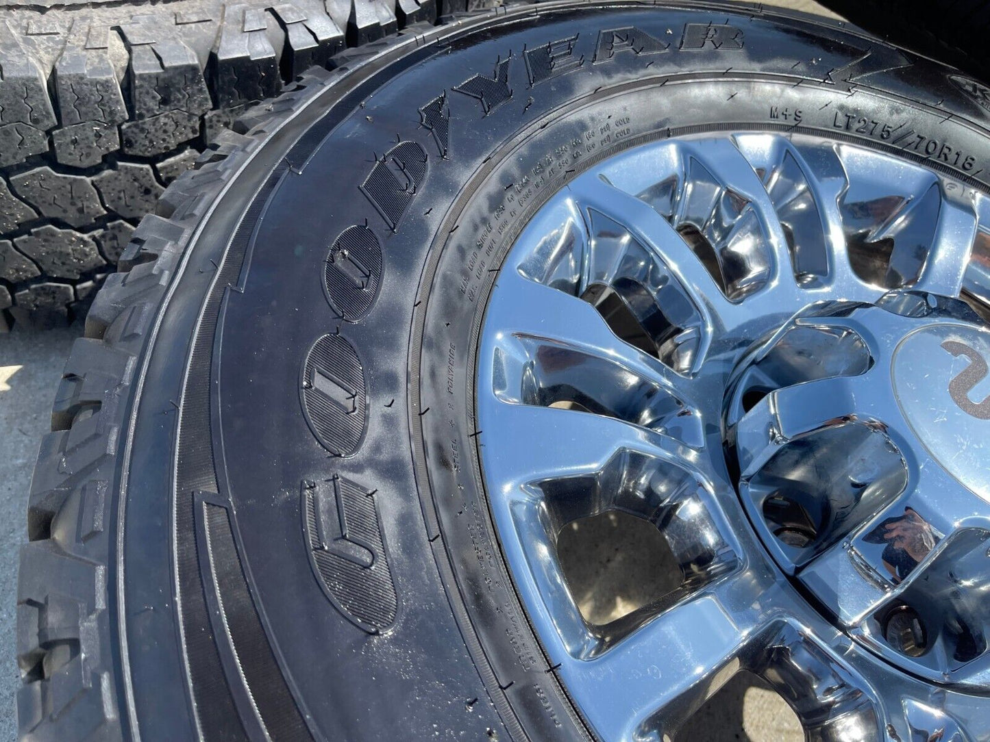 18" Ford F-250 F-350 OEM rims wheels 10290 chrome tires