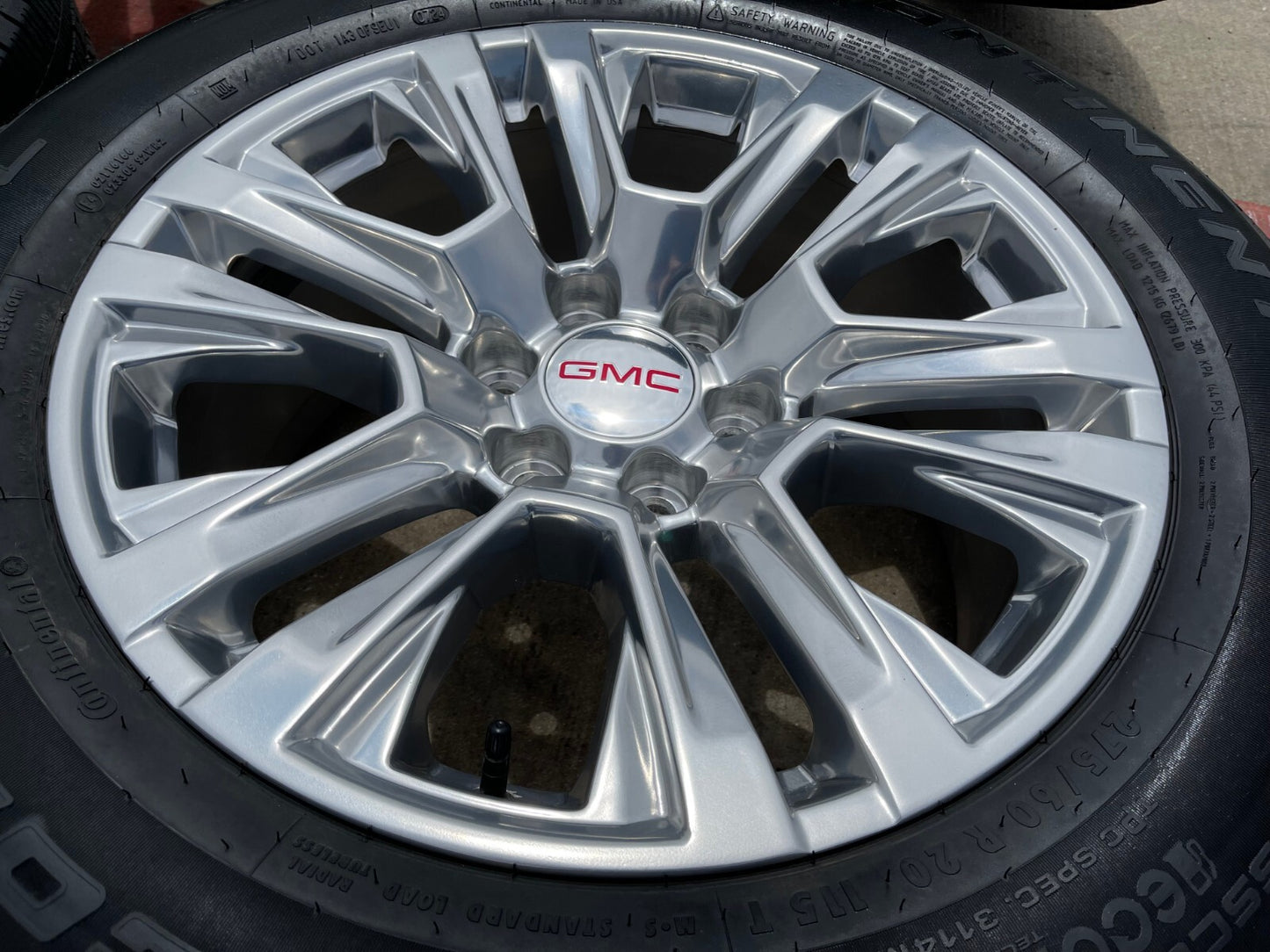 20" GMC Sierra Yukon DENALI OEM 5917 wheels rims 2022 2023 2024 2025 NEW