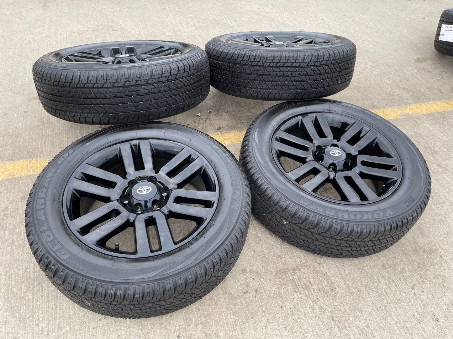 20" Toyota Tacoma 4Runner FJ Cruiser Lexus OEM 69561 wheels rims tires NEW