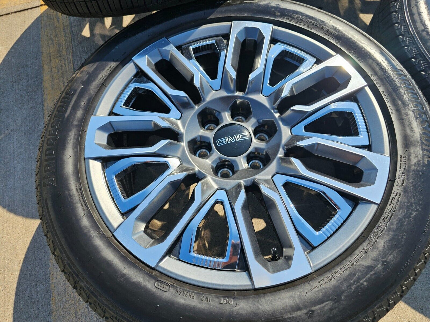 22" GMC Yukon Chevy Tahoe Escalade OEM 95486 wheels rims 2022 2023 2024 2025