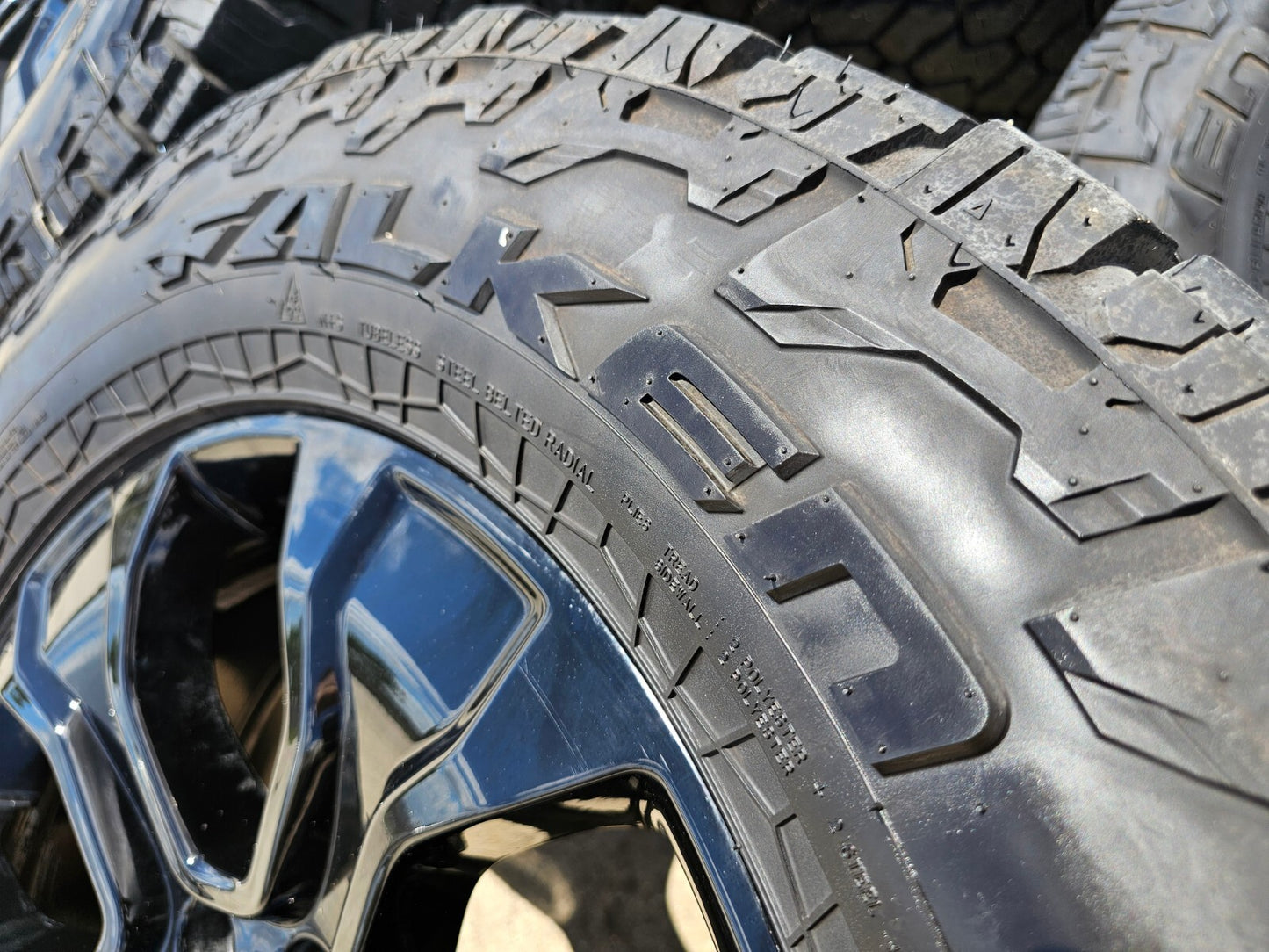 20" Ford F-150 PLATINUM OEM rim wheel 10348 Expedition FALKEN A/T4 35"