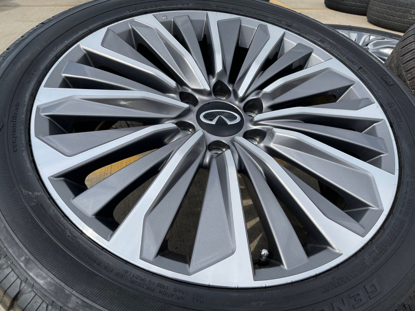 22" Infiniti QX80 QX56 Nissan Titan Armada OEM wheels rims tires 2024 2025