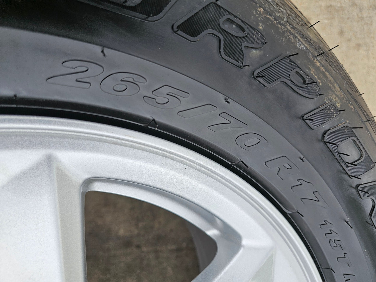 17" Ford F-150 Expedition OEM rims wheels 10339 tires 2024 2025 PIRELLI A/T NEW