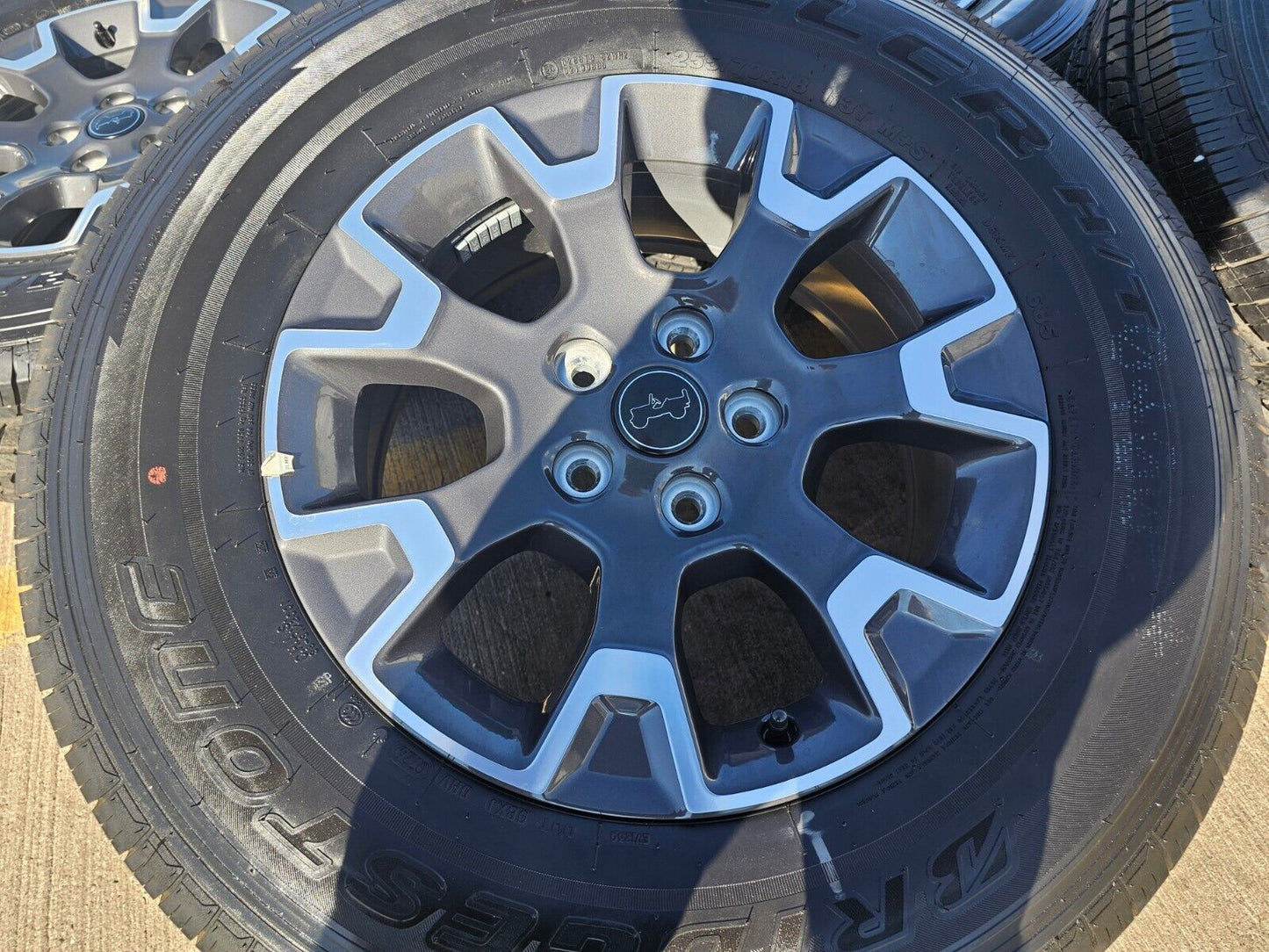 18" Jeep Wrangler Gladiator OEM wheels rims Grand Cherokee 2024 2025 NEW