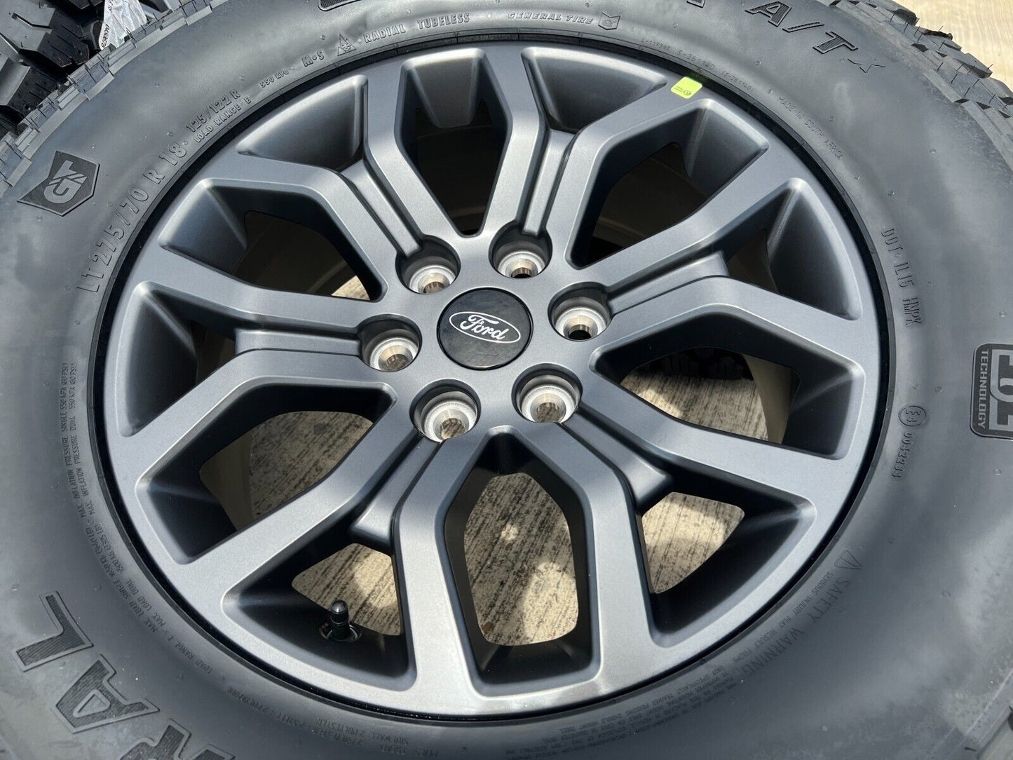 18" Ford F-150 TREMOR OEM rims wheels 10342 tires Expedition 2024 2025 NEW