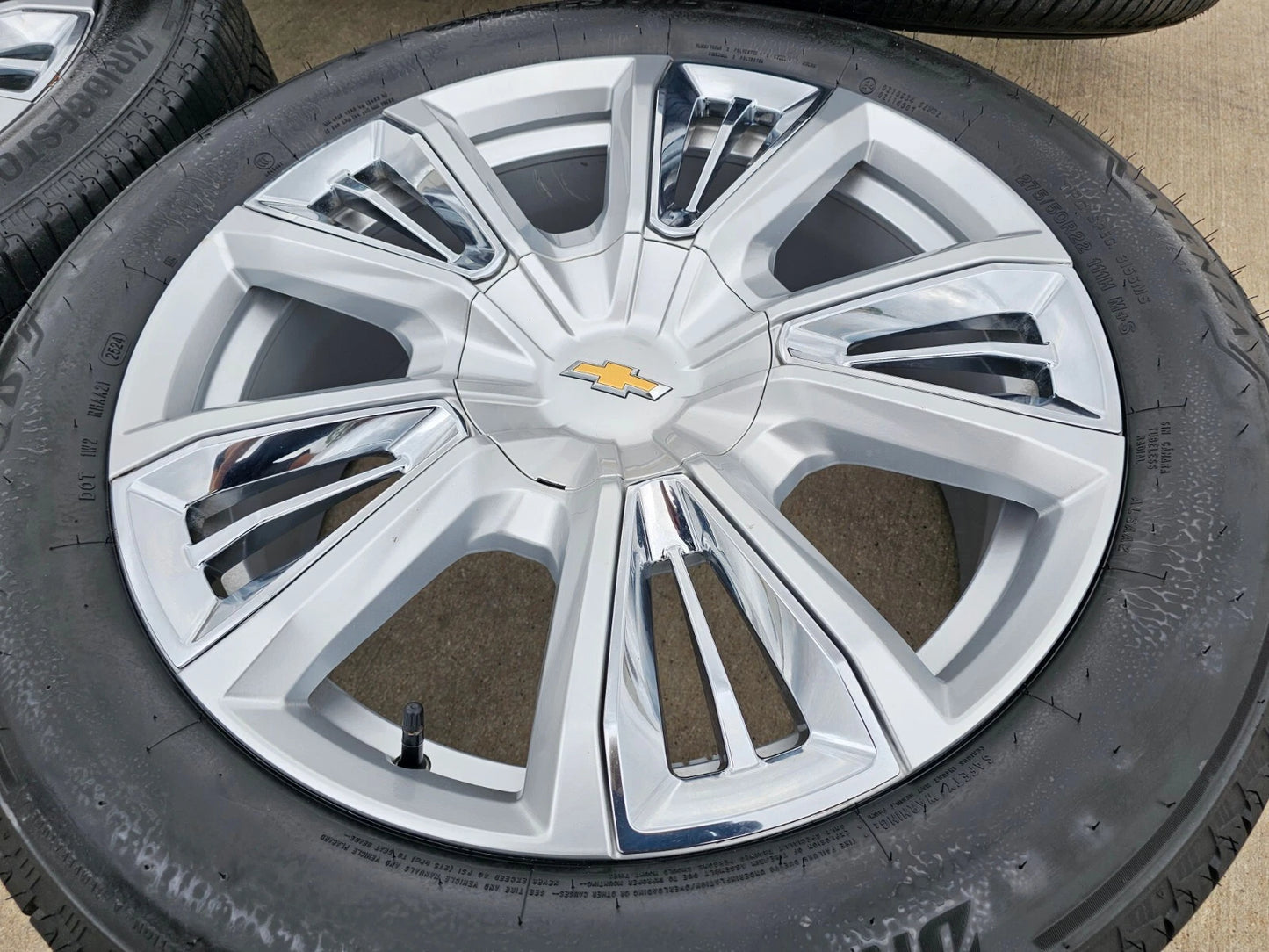 22" Chevy Tahoe RST OEM wheels rims 96951 Silverado Suburban 2023 2024 2025 NEW