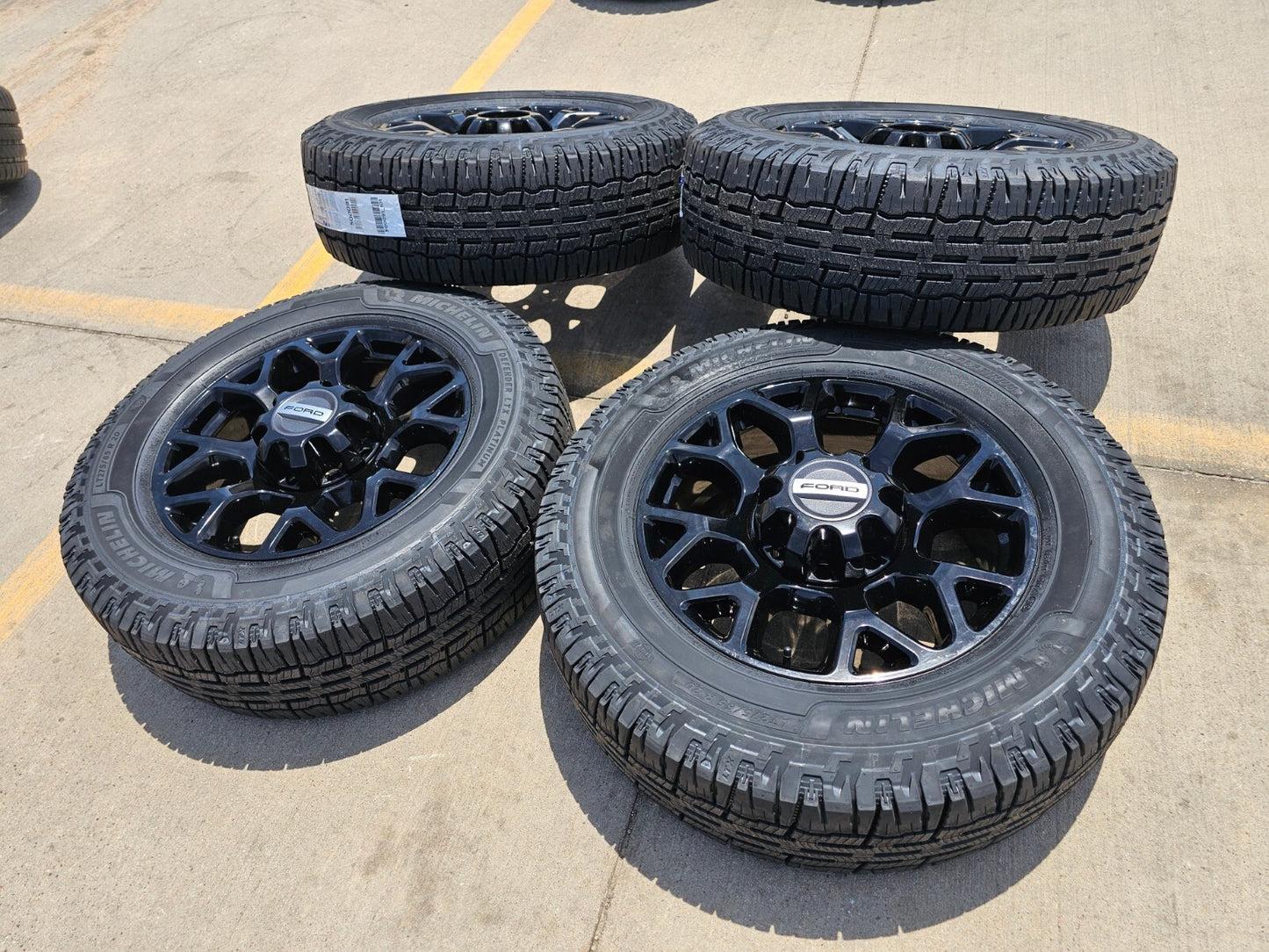 20" Ford F-250 F-350 OEM Lariat wheels rims 10292 tires MICHELIN NEW