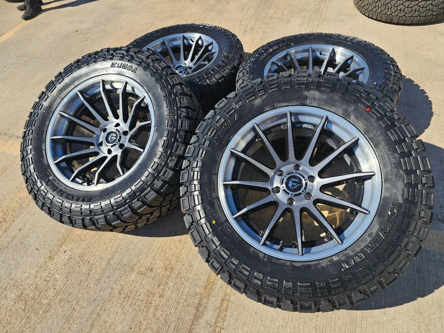 20x10 20" FUEL BURN FC403 Ford Expedition F-150 6x135 wheels rims tires 35" NEW!