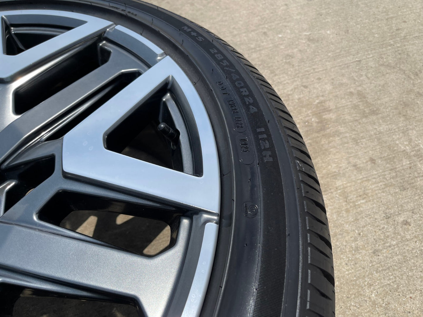 24" Ford F-150 LIMITED Plus OEM rims wheels Expedition 2024 2025 2026 NEW