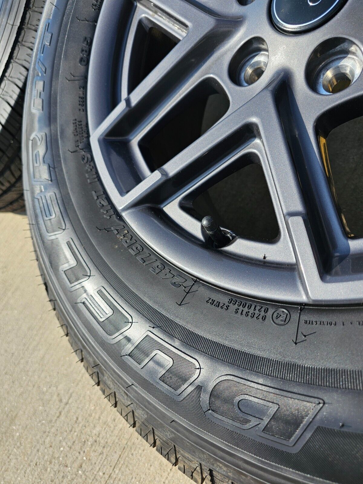 17" Jeep Wrangler Rubicon Sport S OEM wheels rims 51649 Gladiator 2024 2025 NEW