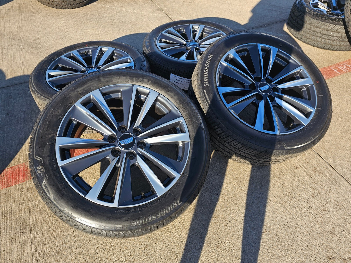 22" Cadillac Escalade Platinum OEM wheels rims tires 2024 2025 2026 NEW