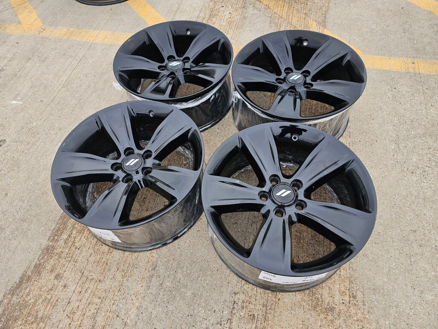 18" Dodge Charger Challenger Chrysler 300 OEM 2521 wheels rims NEW