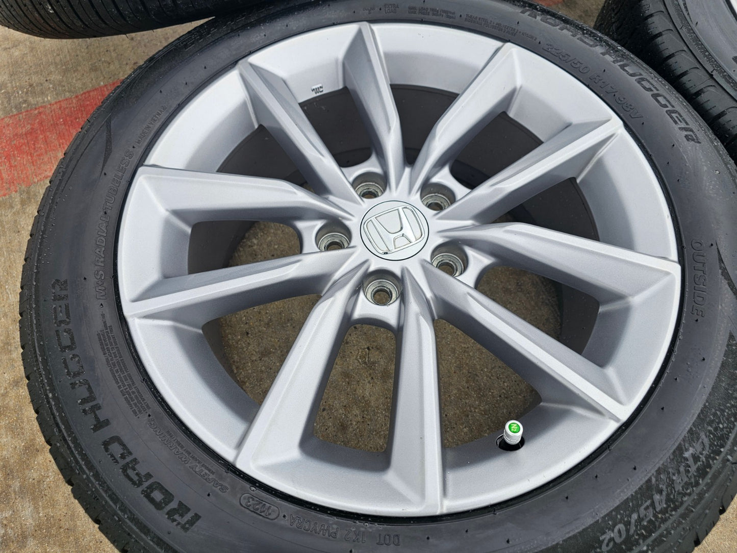 17" Honda Civic OEM wheels rims 63158 Accord HR-V tires