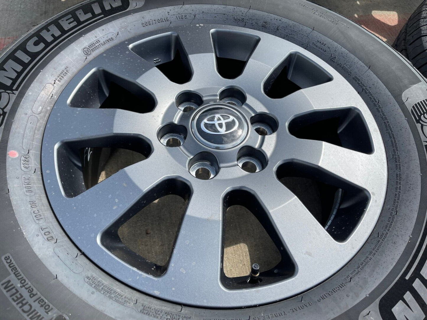 18" Toyota Land Cruiser OEM wheels rims 95952 Tundra Sequoia 2024 2025 2026 NEW