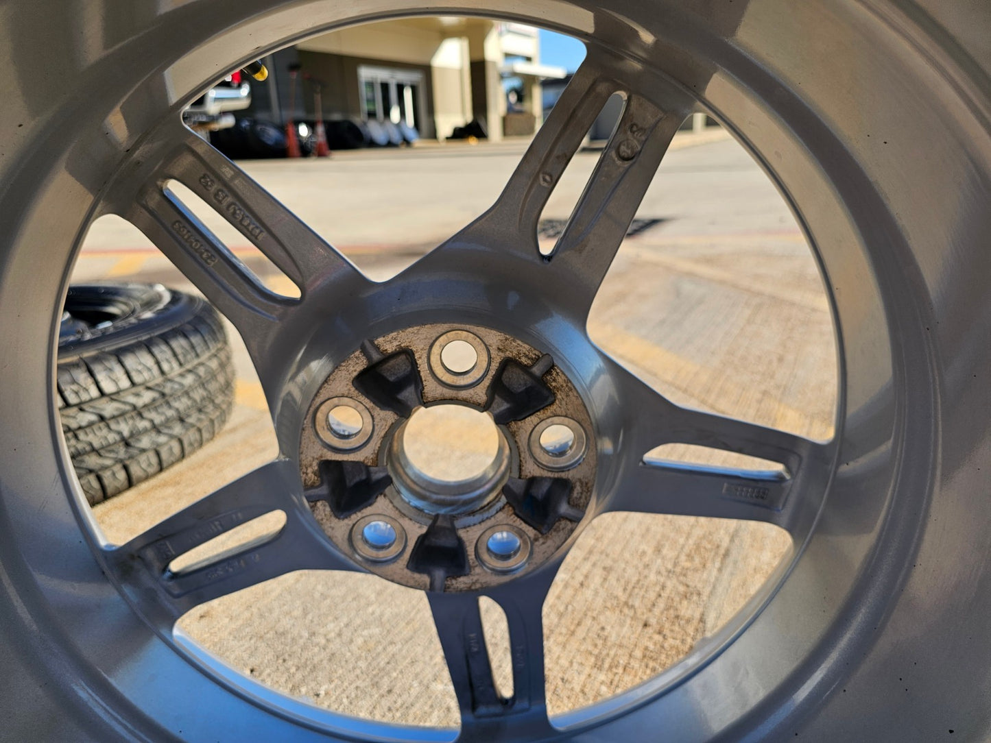 19" Chevy Corvette C8 OEM wheel rim 14007 96704 FRONT 2023 2024 2025 2026 NEW