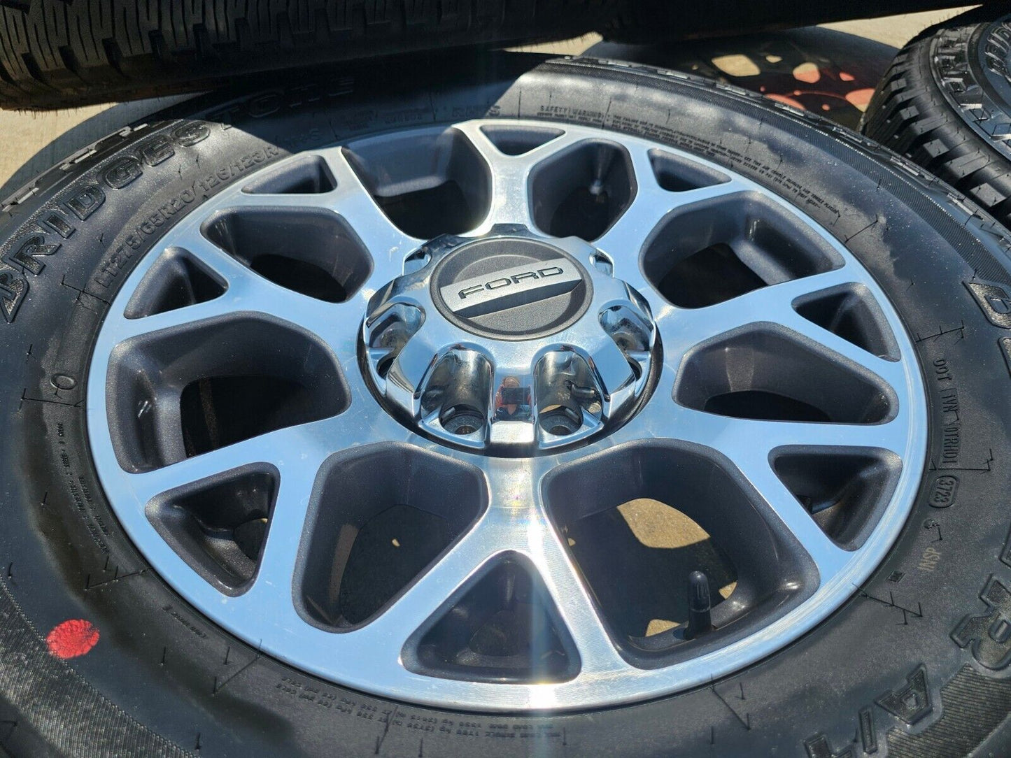 20" Ford F-250 F-350 OEM Lariat wheels rims 10292 tires 2021 2022 2023 2024 2025